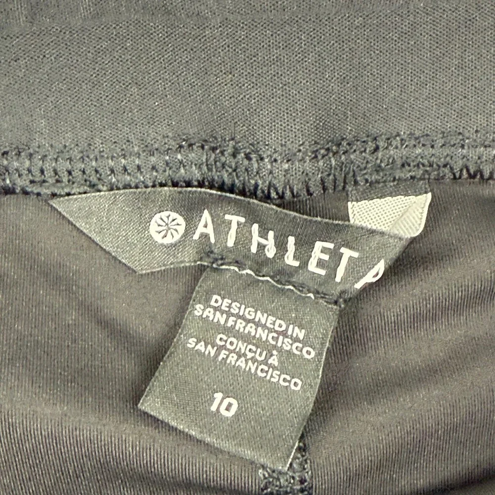 Athleta trekkie skort